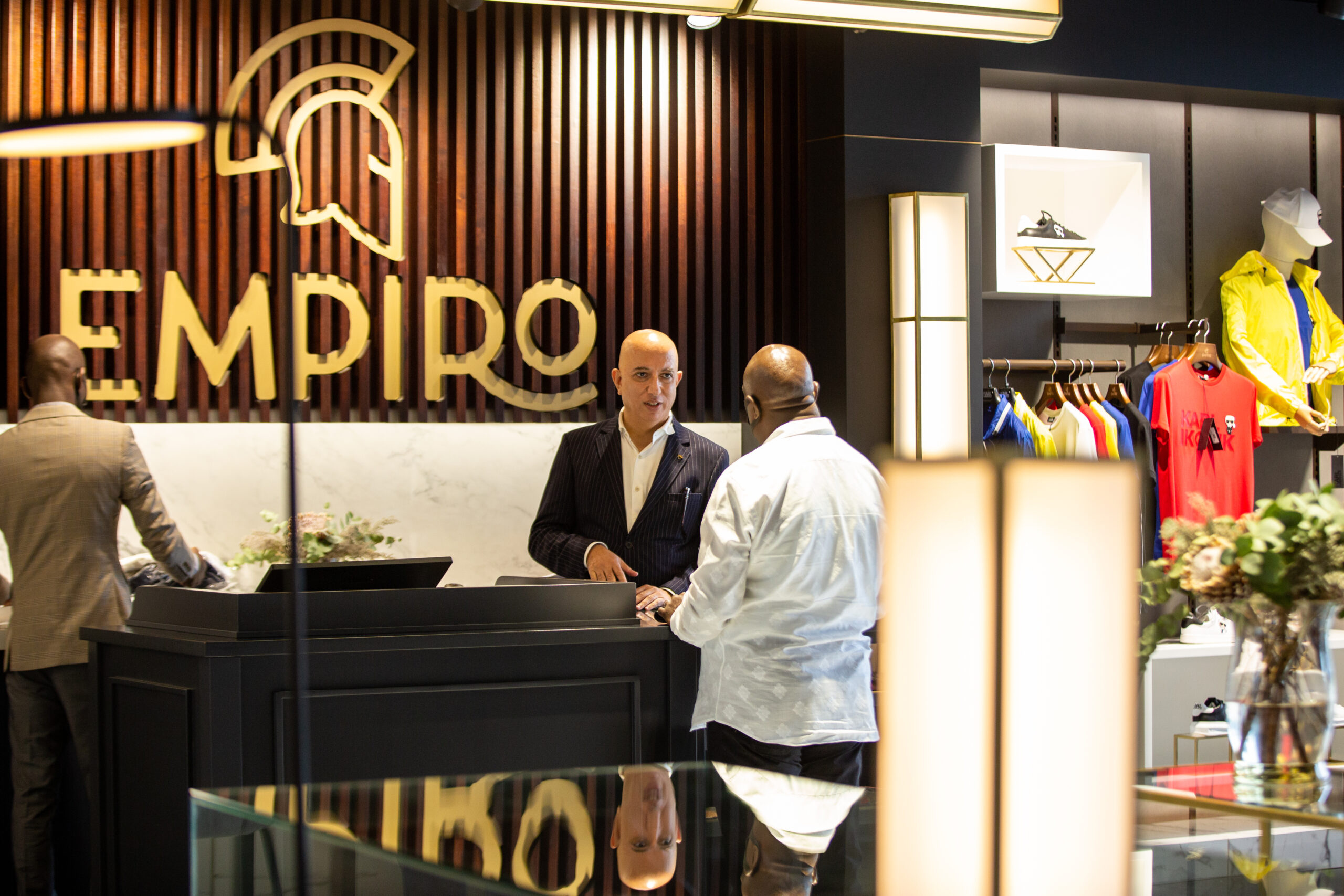 Empiro-17